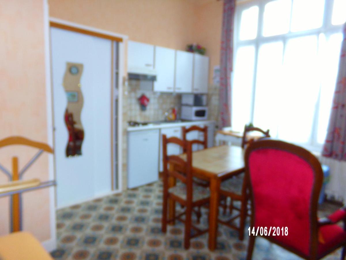 Apartamento Le Select Néris-les-Bains Exterior foto