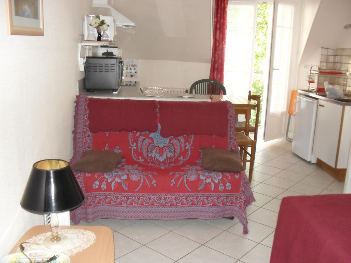 Apartamento Le Select Néris-les-Bains Exterior foto